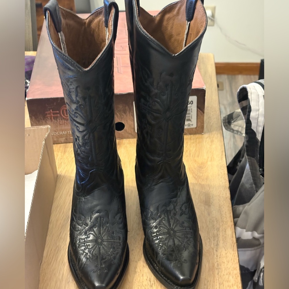 Circle G Black Embroidered Cowgirl Boots